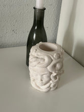 Cargar imagen en el visor de la galería, MEDUSA POT
