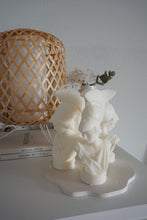 Cargar imagen en el visor de la galería, Atenea Candle
